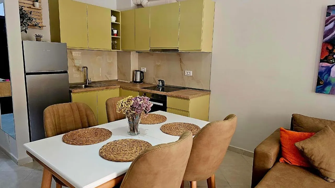 Green Tea Apartment Vlore 0*,